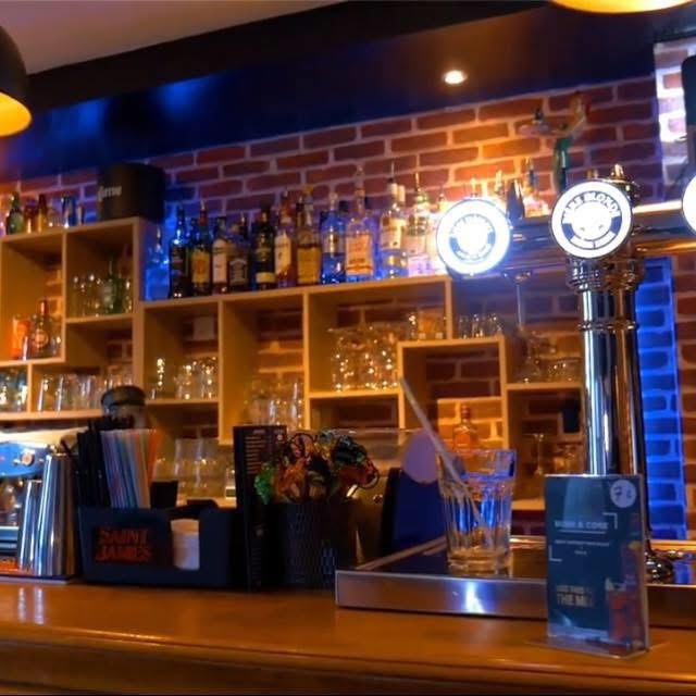 Bar Factory Lounge Cocktail